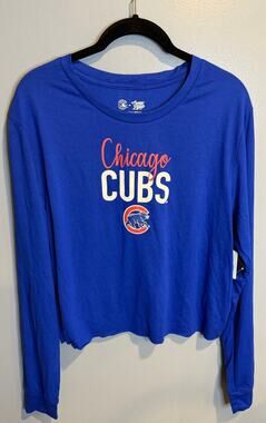 NWT Chicago Cubs Women's Long Sleeve Shirt - Size L